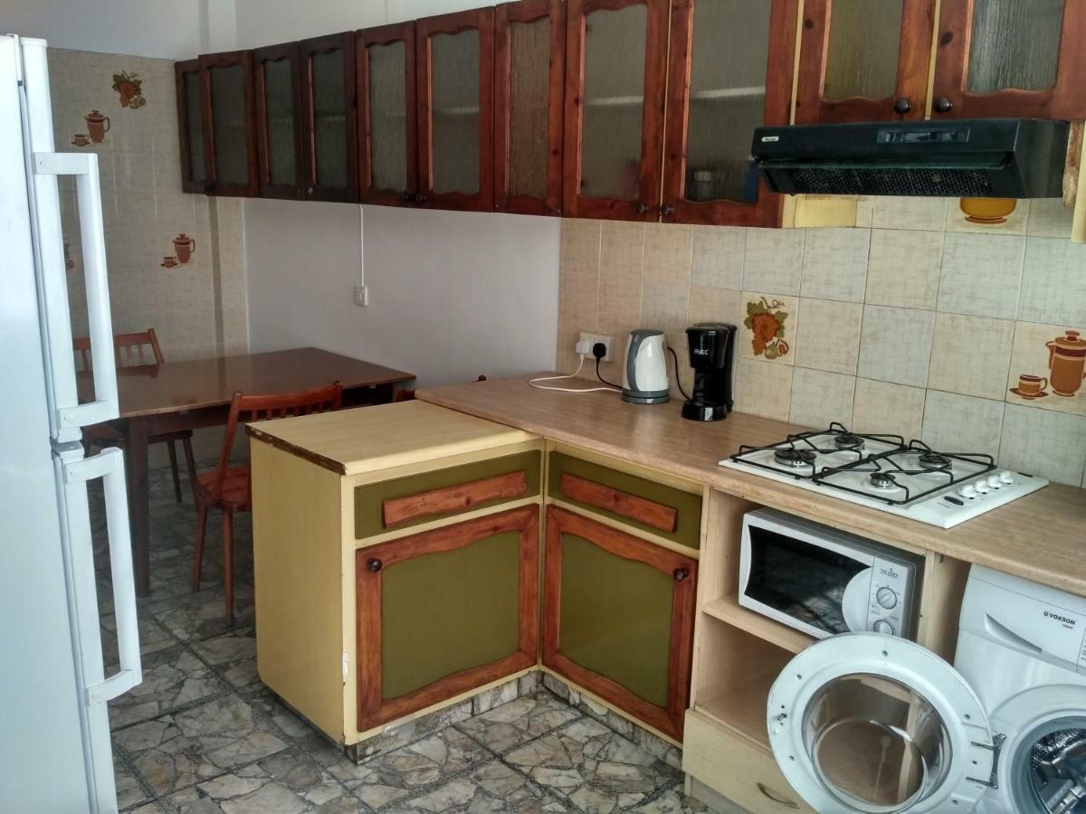 Mystery Shack Vandrehjem Limassol Eksteriør billede