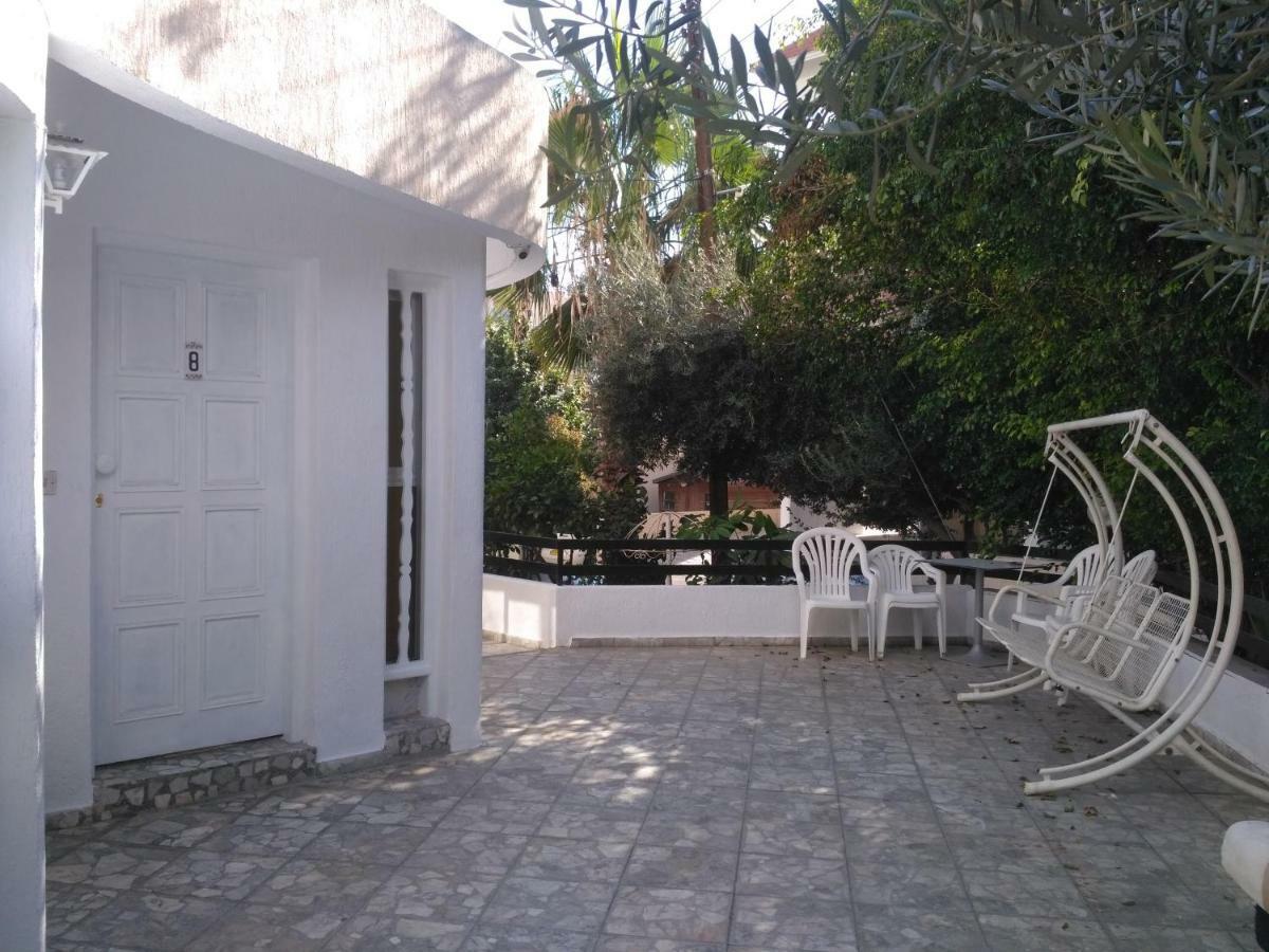 Mystery Shack Vandrehjem Limassol Eksteriør billede