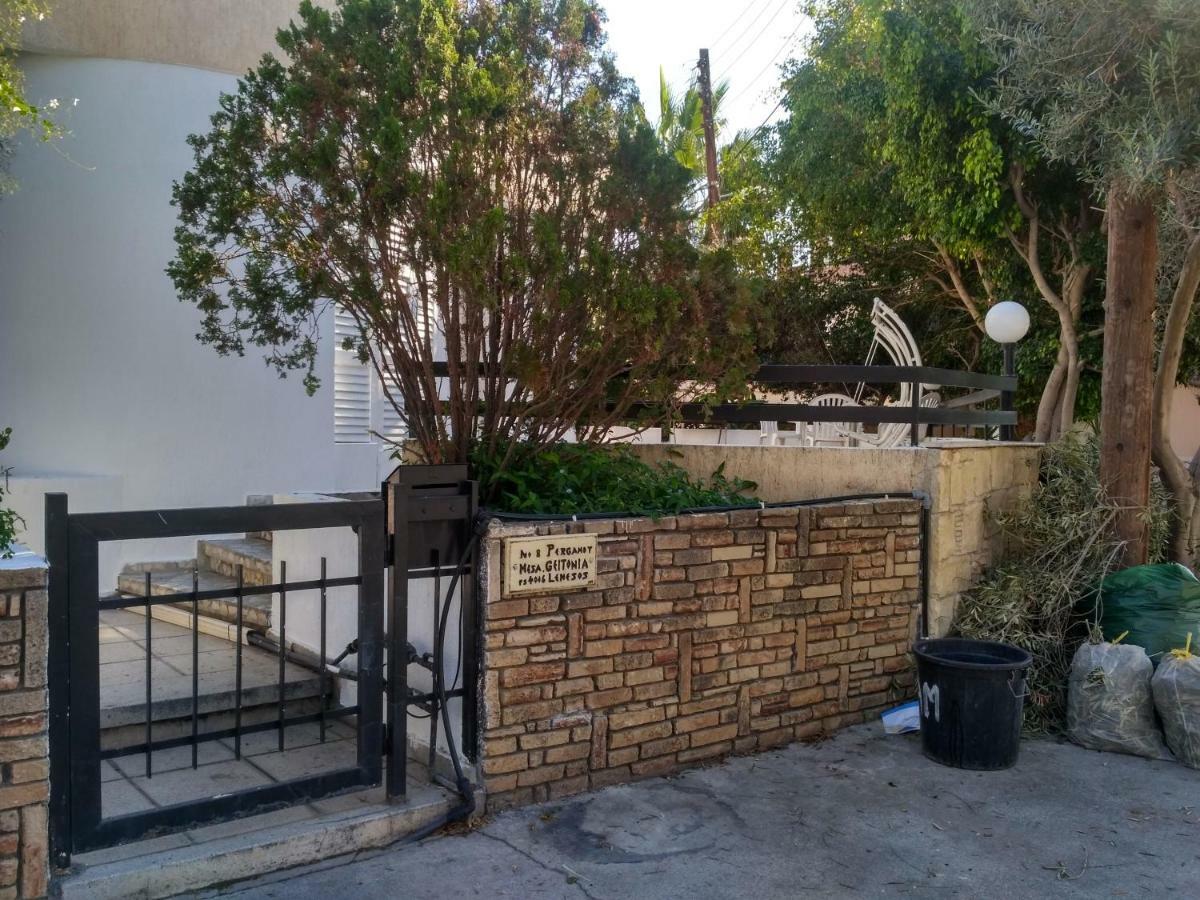 Mystery Shack Vandrehjem Limassol Eksteriør billede
